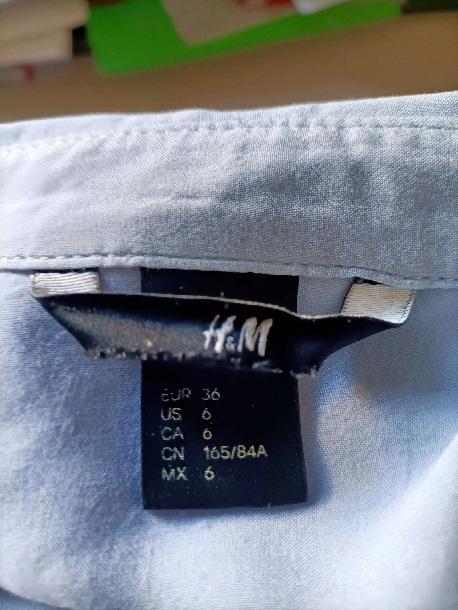 Chemise fluide bleu ciel H&M - Taille 36 / S – photo 4